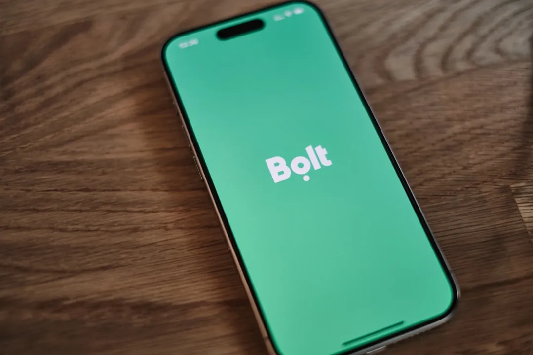 Bolt.new 완전 가이드 — 프롬프트 하나로 풀스택 앱 뽑는 법